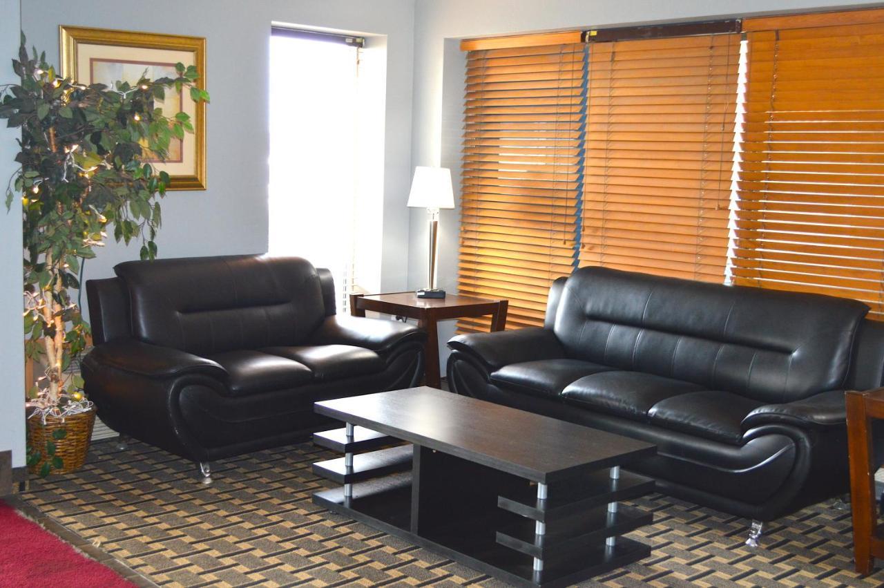 Americas Best Value Inn And Suites St. Cloud Saint Cloud Esterno foto