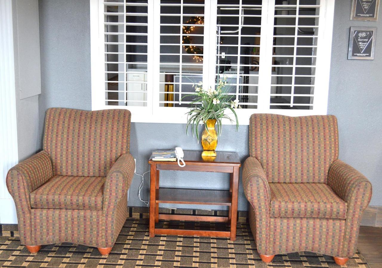 Americas Best Value Inn And Suites St. Cloud Saint Cloud Esterno foto