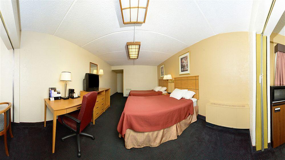 Americas Best Value Inn And Suites St. Cloud Esterno foto