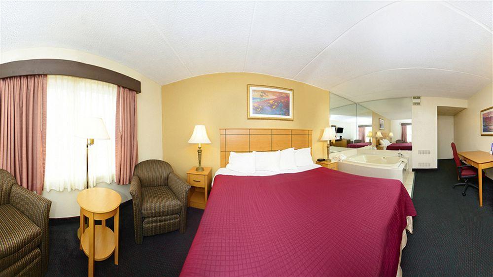 Americas Best Value Inn And Suites St. Cloud Saint Cloud Esterno foto
