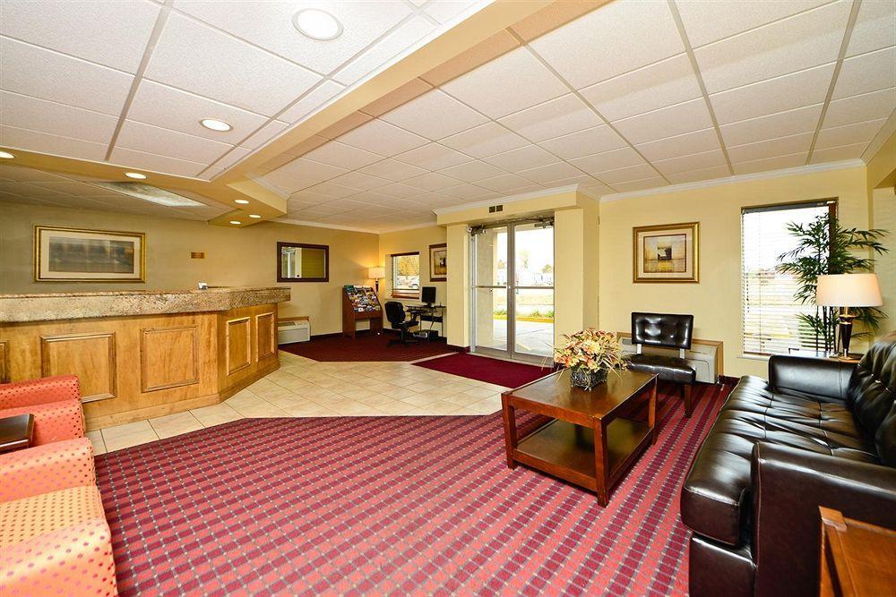 Americas Best Value Inn And Suites St. Cloud Interno foto