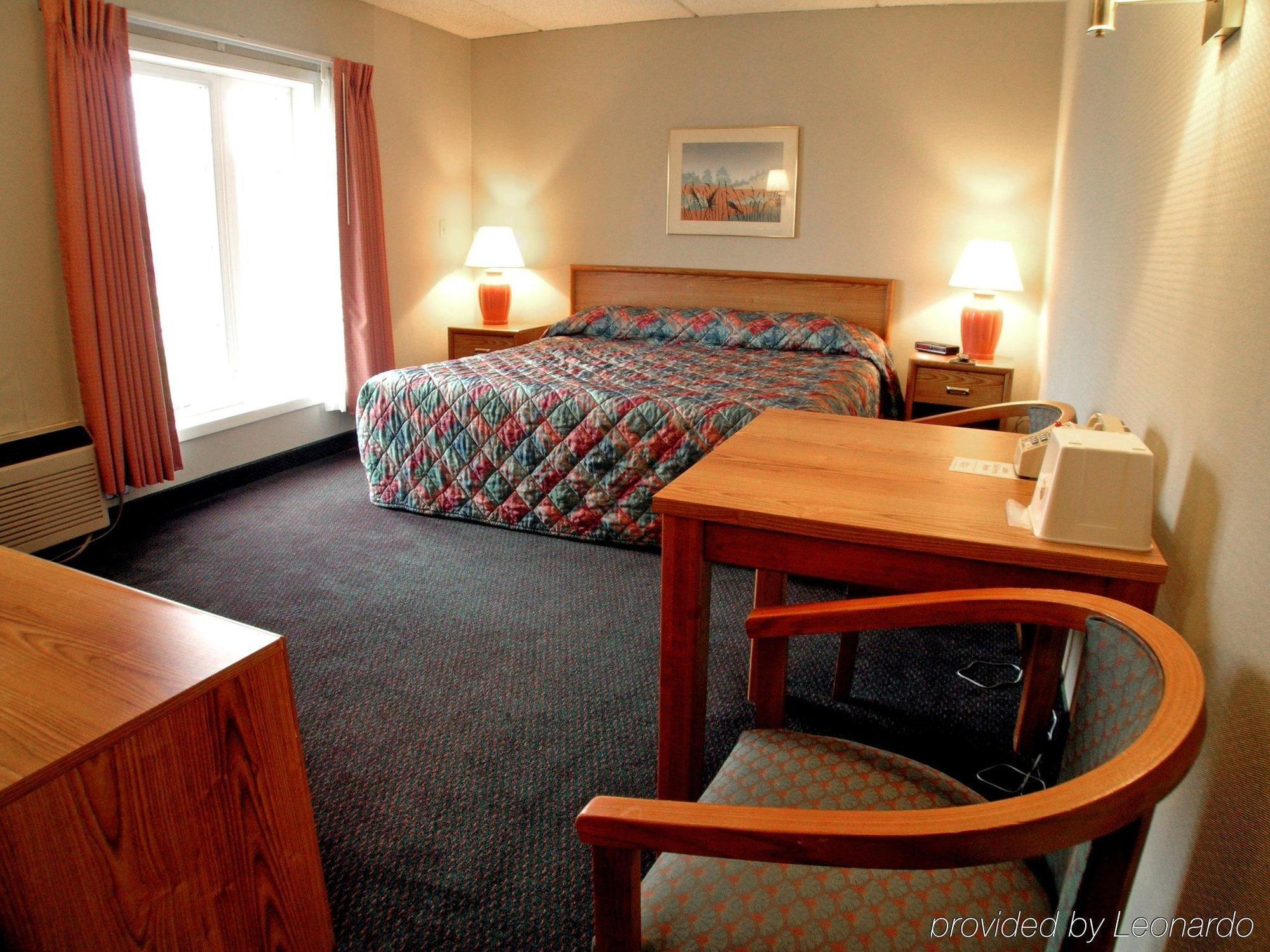 Americas Best Value Inn And Suites St. Cloud Camera foto