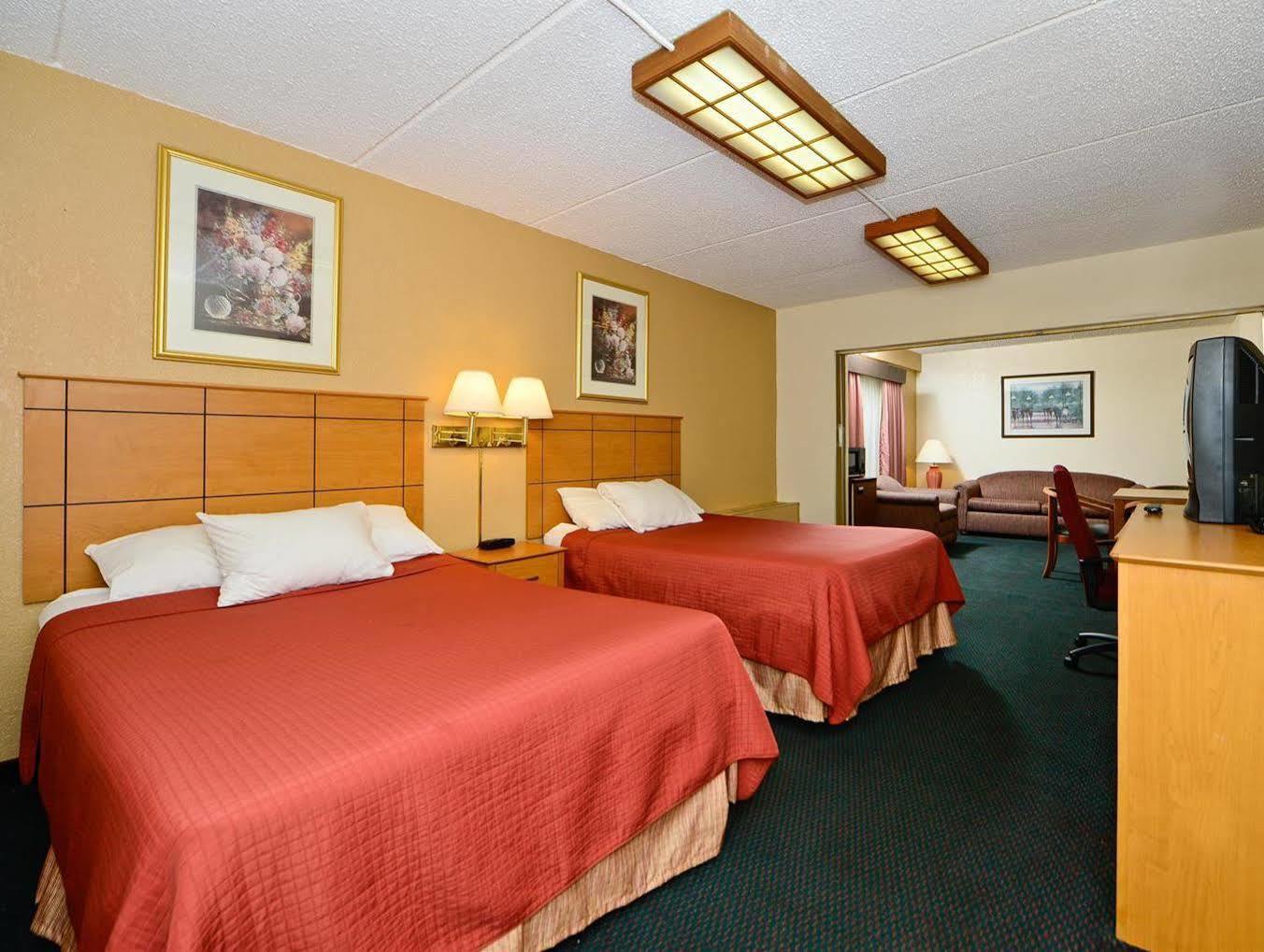 Americas Best Value Inn And Suites St. Cloud Esterno foto